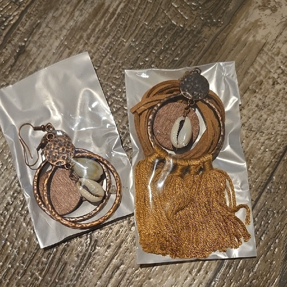 Boho Shell and Tassel Earrings & Necklace